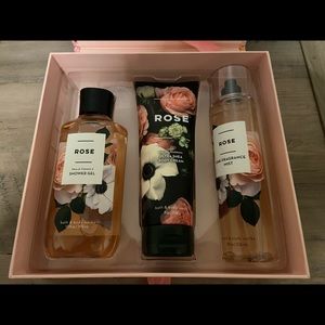 Bath and Body Works ROSE set